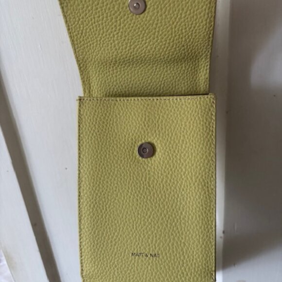 Matt & Nat Crossbody Wallet - Picture 5 of 5